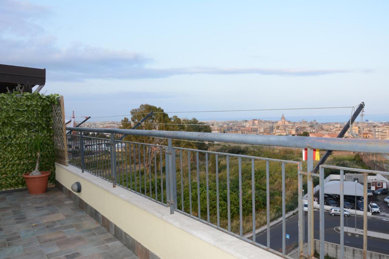 Xxxi Maggio Apartman Catania-Fontanarossai nemzetközi repülőtér Kültér fotó